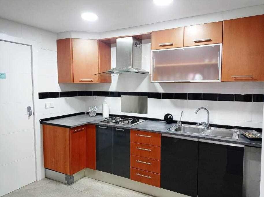 Apartamentos Full Equipped Elx Zewnętrze zdjęcie